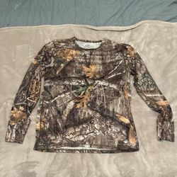 Realtree long sleeve shirt size large
