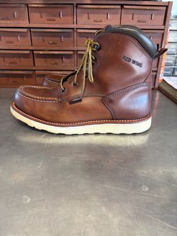 Red Wing Boots 9.5 Soft toe
