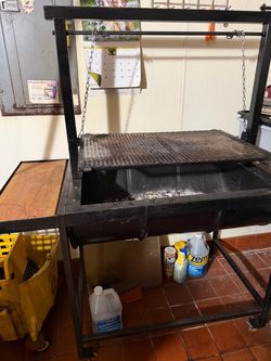 Charcoal grill