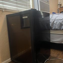 Vissani Wine Cooler Fridge for Sale in Fort Meade FL OfferUp
