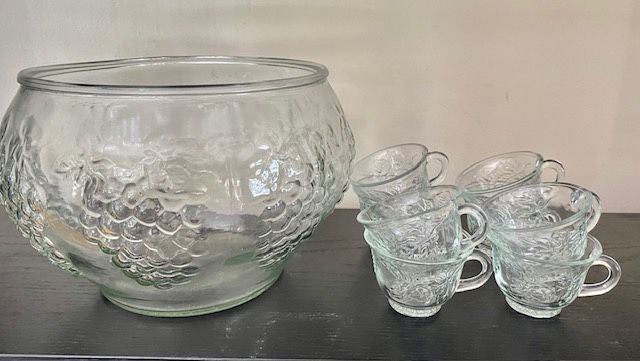 Vintage 9 Pc. Indian Glass Clear Celebration Grape Punch Bowl.& Cups