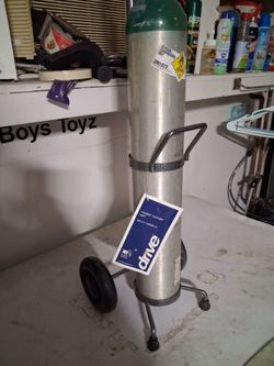 Oxygen cart holder