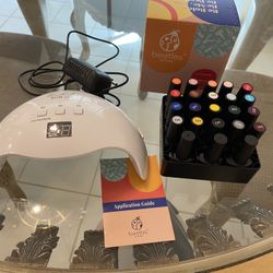 Nail Lamp and Gel Nail Polish 