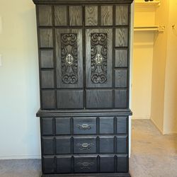 Matching bedroom set