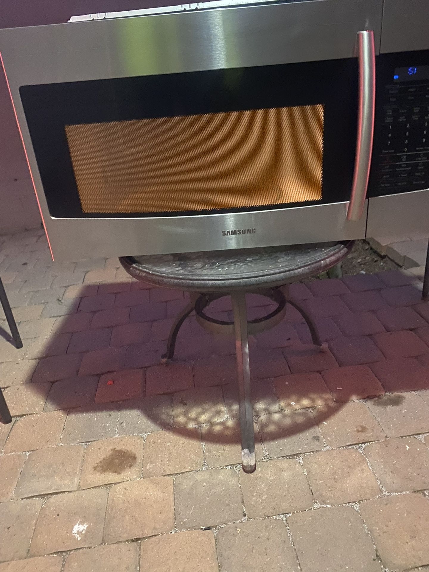 $70 Microwave Goes Above Range 