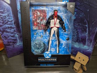 McFarlane DC Multiverse Mister Terrific