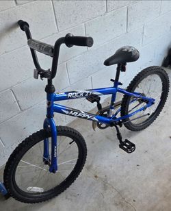 BIKE - Huffy Rock 20" - Great Conditition