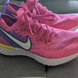 New Nike Size 7 Located In Mesa Main Street and Gilbert Rd 