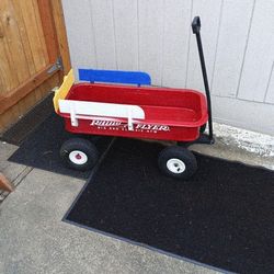 Wagon Radio Flyer $40 Firm Price , Big Red Classic ATW.