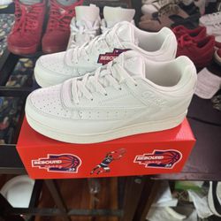 Ewing Rebound Orion Whites Size 9.5 New