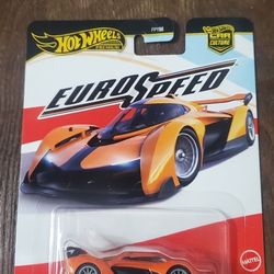 Hot Wheels Premium Mclaten Solus GT