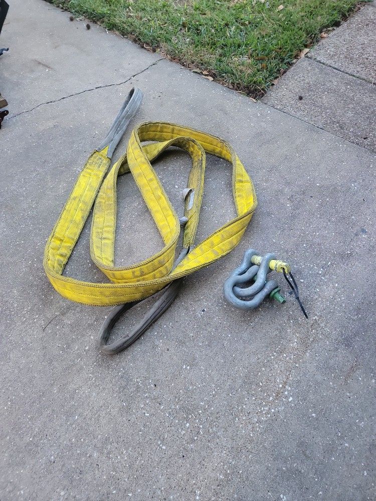 Heavy Duty Strap With Shackles