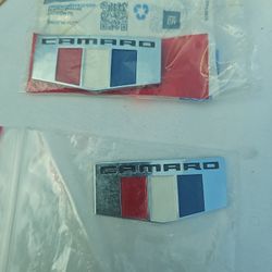 18-24 Chevrolet Camaro ZL1 “Camaro badge “ Fender Emblem
R