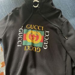 Gucci Oversize Sweatshirt with Gucci Logo (Size M)
