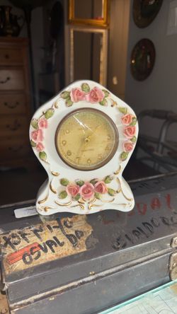 Porcelana.   Completo $15