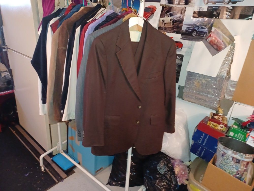 Men's Suit