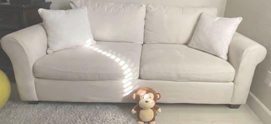 Love seat