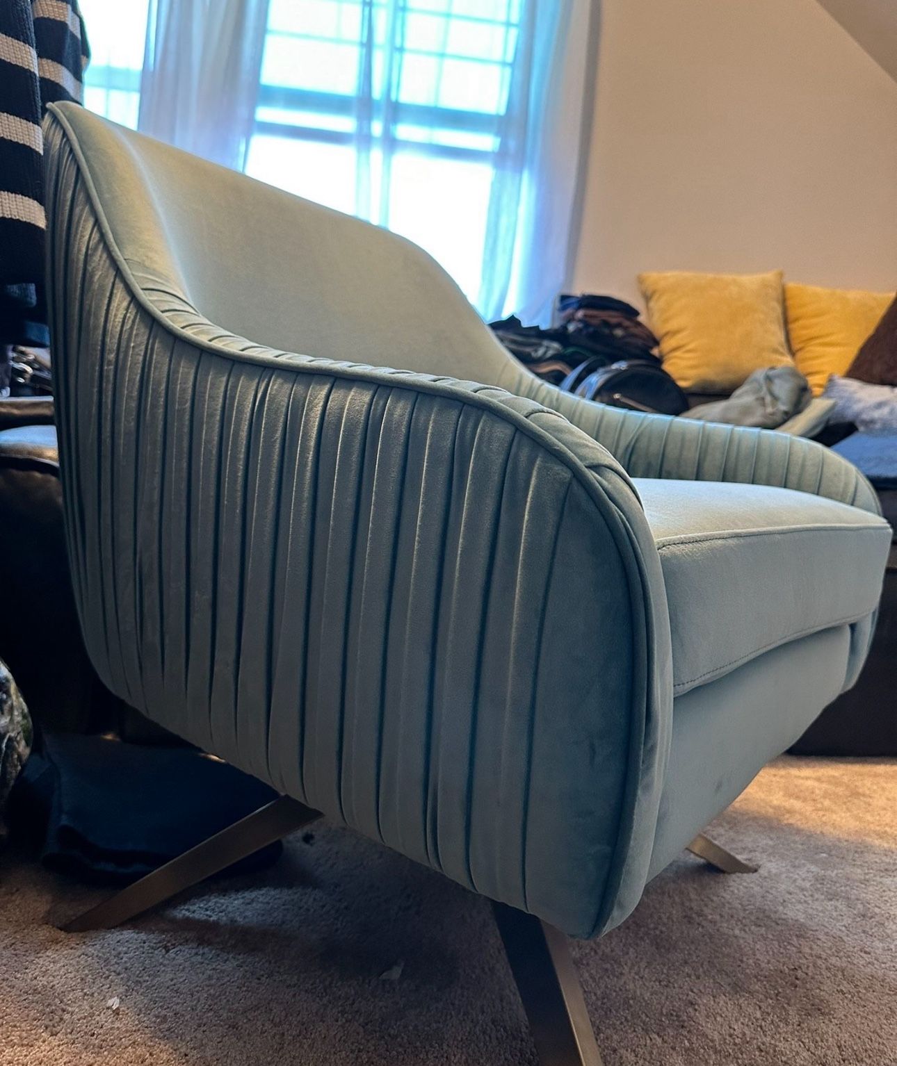 Safavieh Swivel Chair