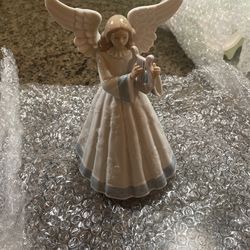 Lladro Angel Playing Harp