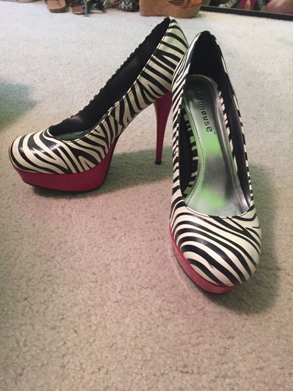 Brand new sexy zebra heels