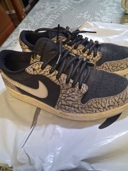 Title: Air Jordan 1 Retro Low OG Black Cement Size 7W / 5.5Y