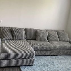 Gray Oversized Sectional, Seccional, Couch// Delivery Available 