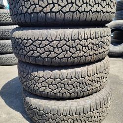 Vendo  4 Llantas Usadas  235 75 15 Goodyear 