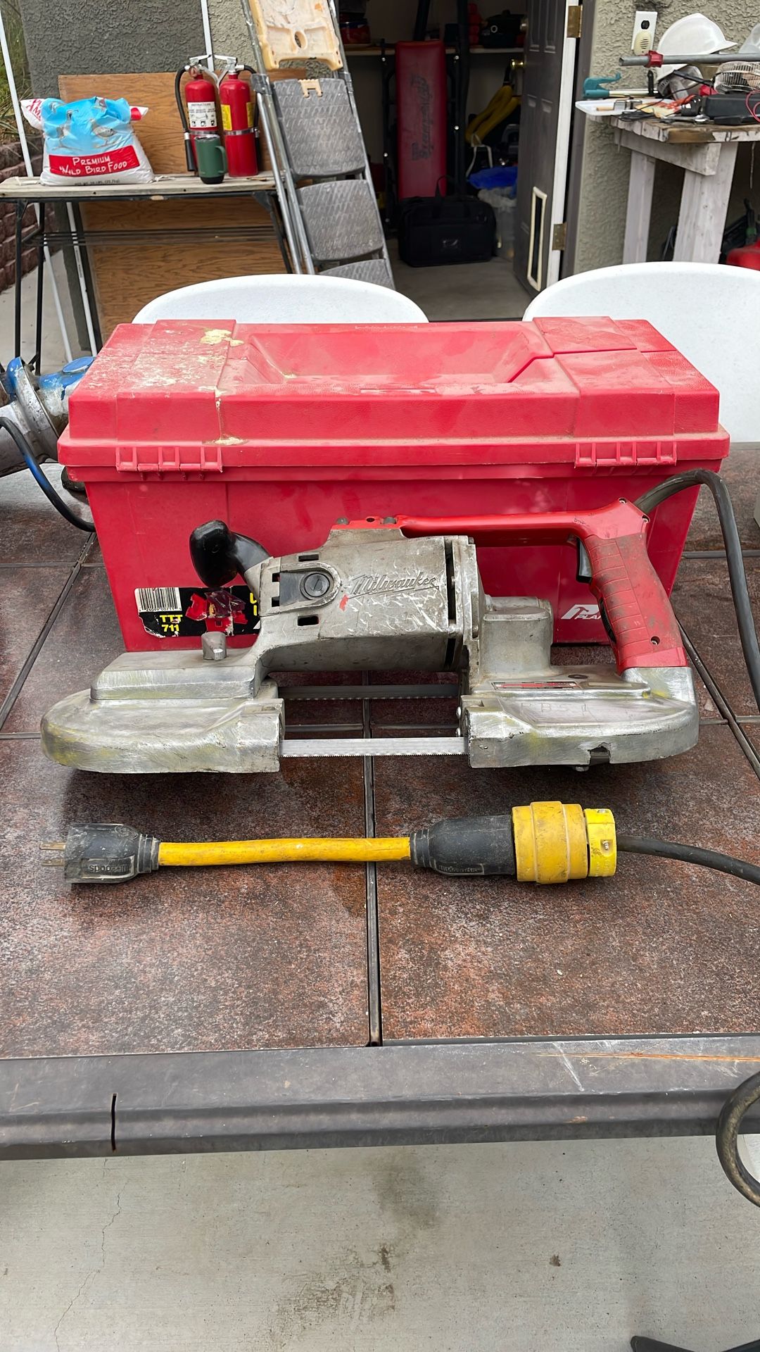 Milwaukee 120v Bandsaw