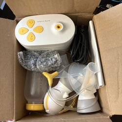 Medela Pump In Style - NEW