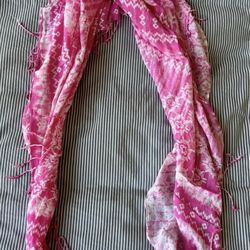 Pink patterned fashion scarf with tassels