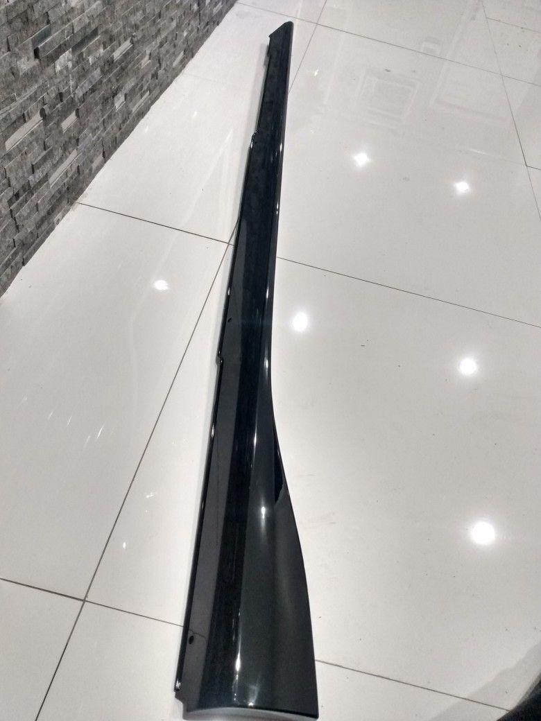 LEFT SIDE SILL EXTENSIONS - BRILLIANT BLACK - MAZDA (QND1-51-P50)

