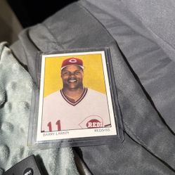 1990 Barry Larkin Reds Baseball Card