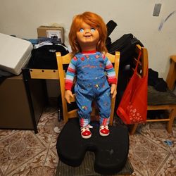 Trick R Treat Studios Good Guy Chucky Doll New Condition Only The Box Has Damage 