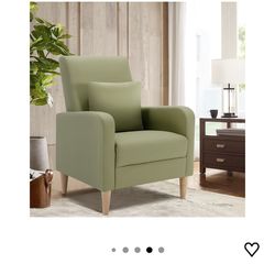 New faux leather Chair READ DESCRIPTION