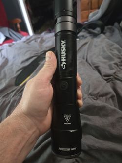 HUSKY 3000 LUMENS
