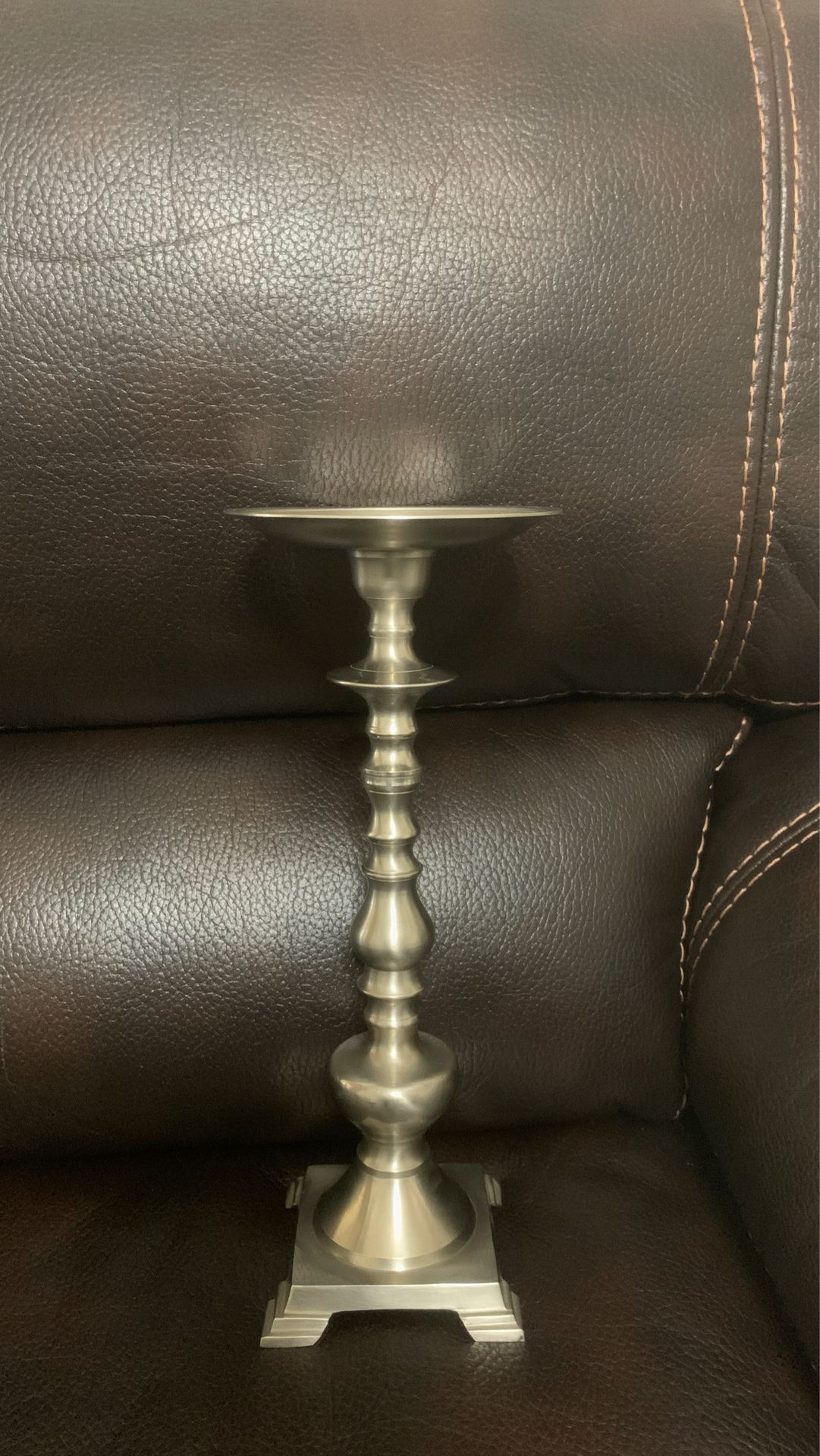 Candle holder