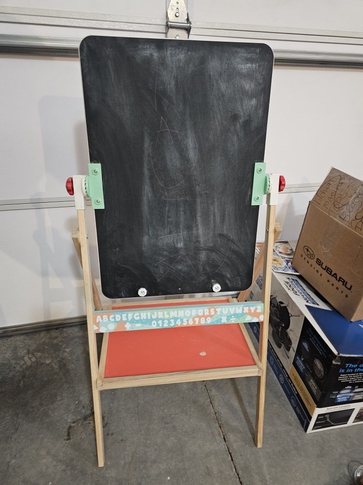 Reversible Chalk & Dry Erase Board