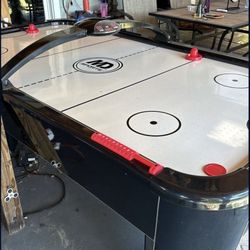 Air Hockey
