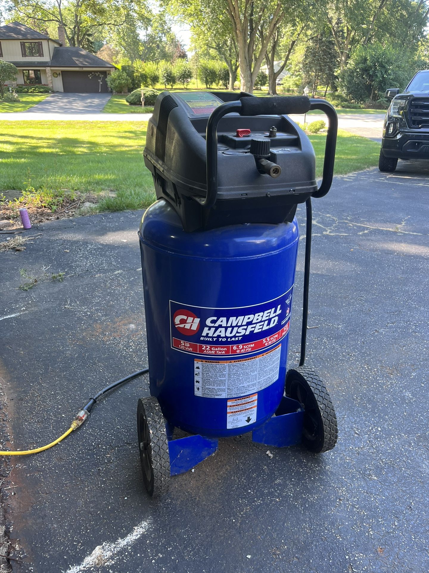 Campbell Hausfeld Air Compressor 22 Gallon