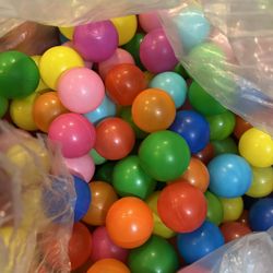 Over 1000 Balls // Click N' Play Ball Pit Balls for Kids, Plastic Refill Balls, Phthalate and BPA Free