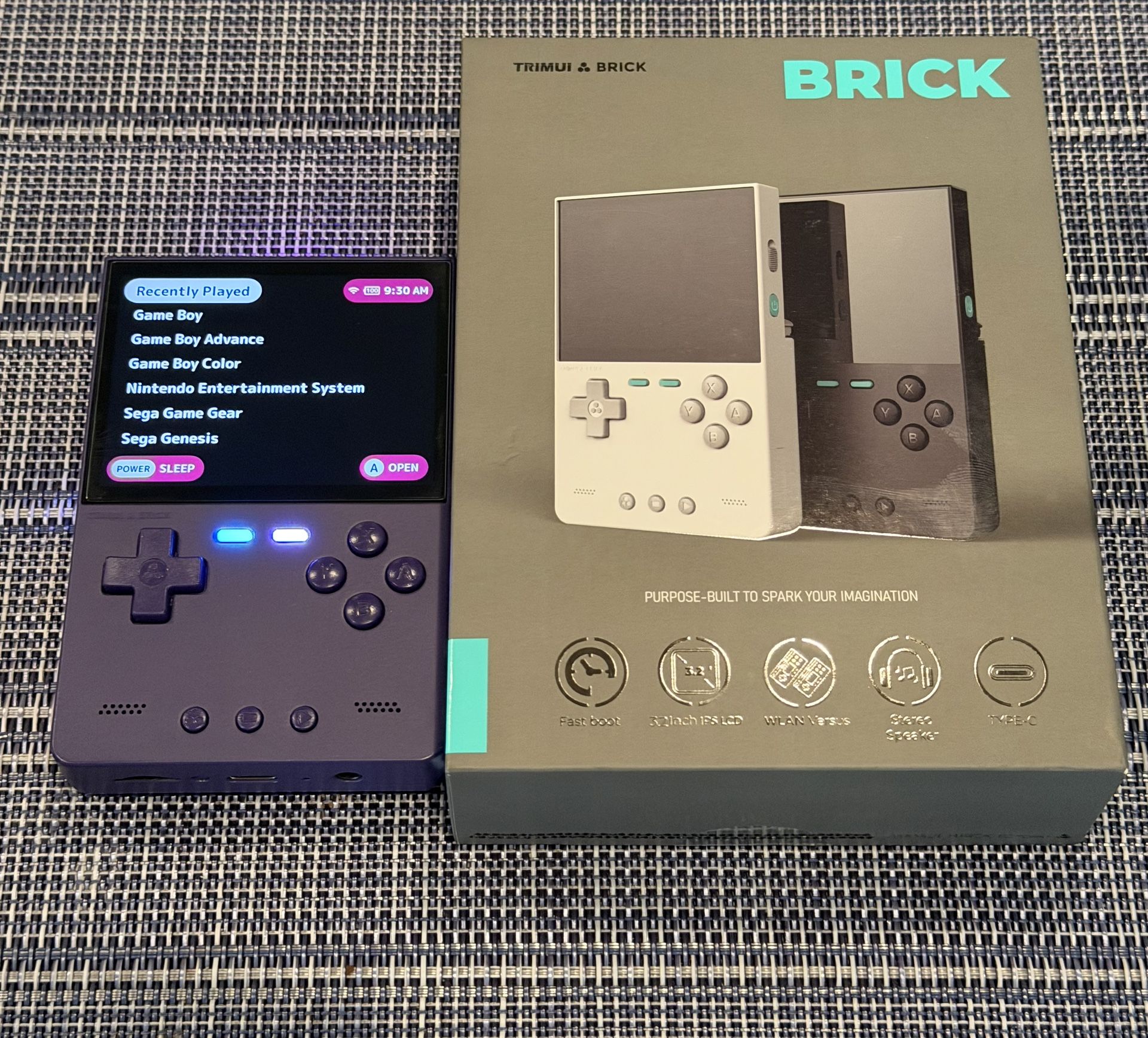 Trimui Brick 64 GB Portable Handheld Emulator 