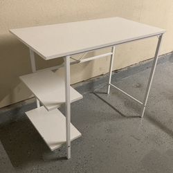 36x19 Mainstays White Desk