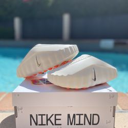 Women’s Nike Mind 001 Sail SIZE W9/M7.5