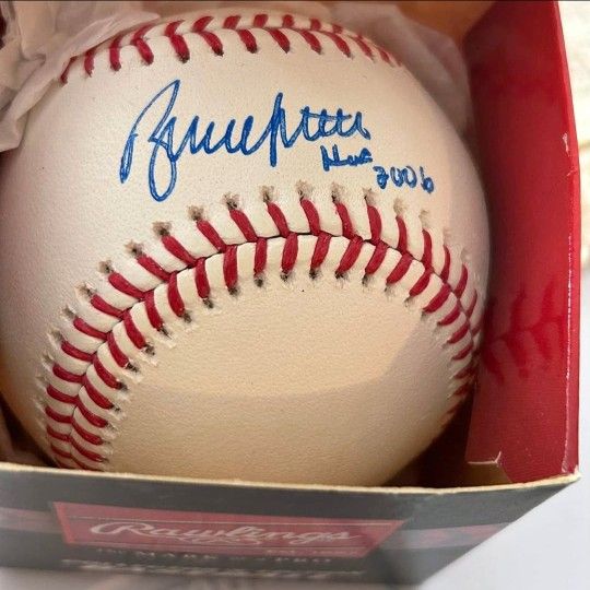 Bruce Sutter (D. 2022) Signed Rawling Baseball with "HOF 2006" Inscription (MLB Authentic)
