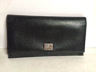 MINT Ferragamo Black Leather Wallet