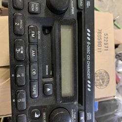 Chevy 6 Disc Tape AM/FM Radio