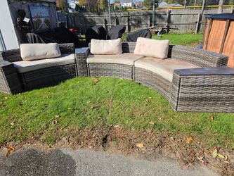 Outdoor sectional