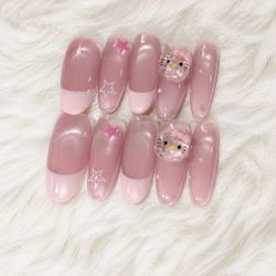 Hello Kitty Press-On Nails Set