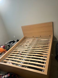 Ikea bed frame with 4 drawers