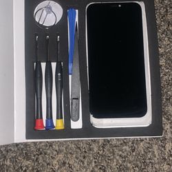 iPhone 12 Screen Replacement 